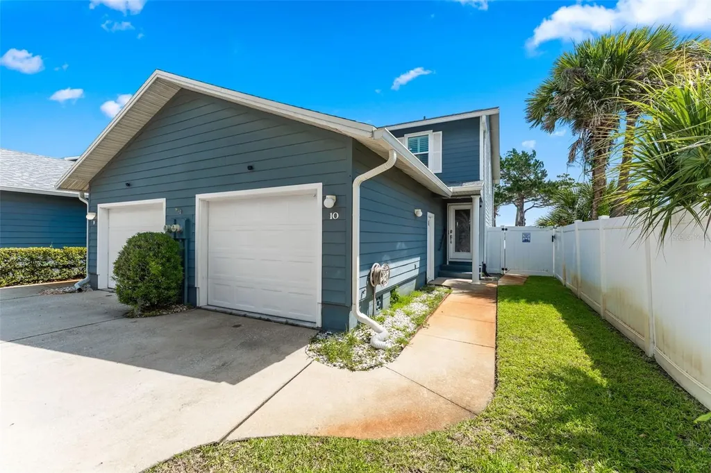 1909 S Riverside Drive Edgewater FL 32141