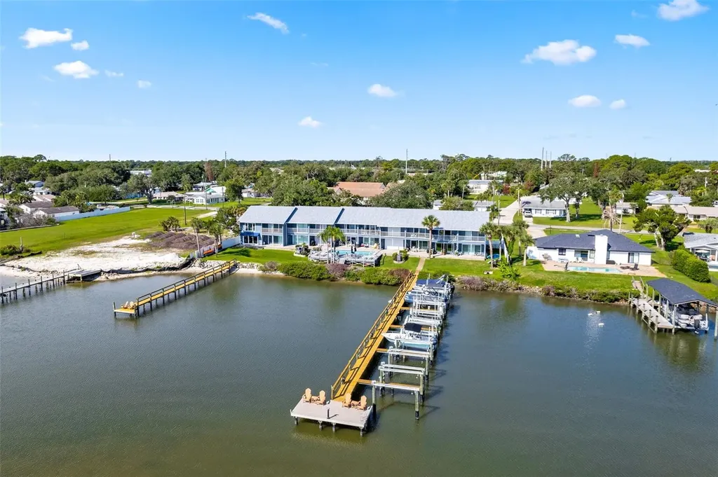 1909 S Riverside Drive Edgewater FL 32141