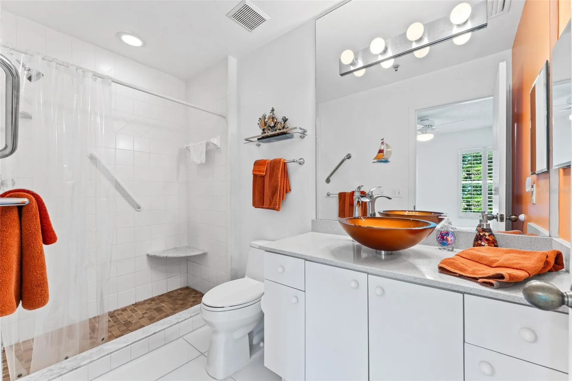 1909 S Riverside Drive Edgewater FL 32141