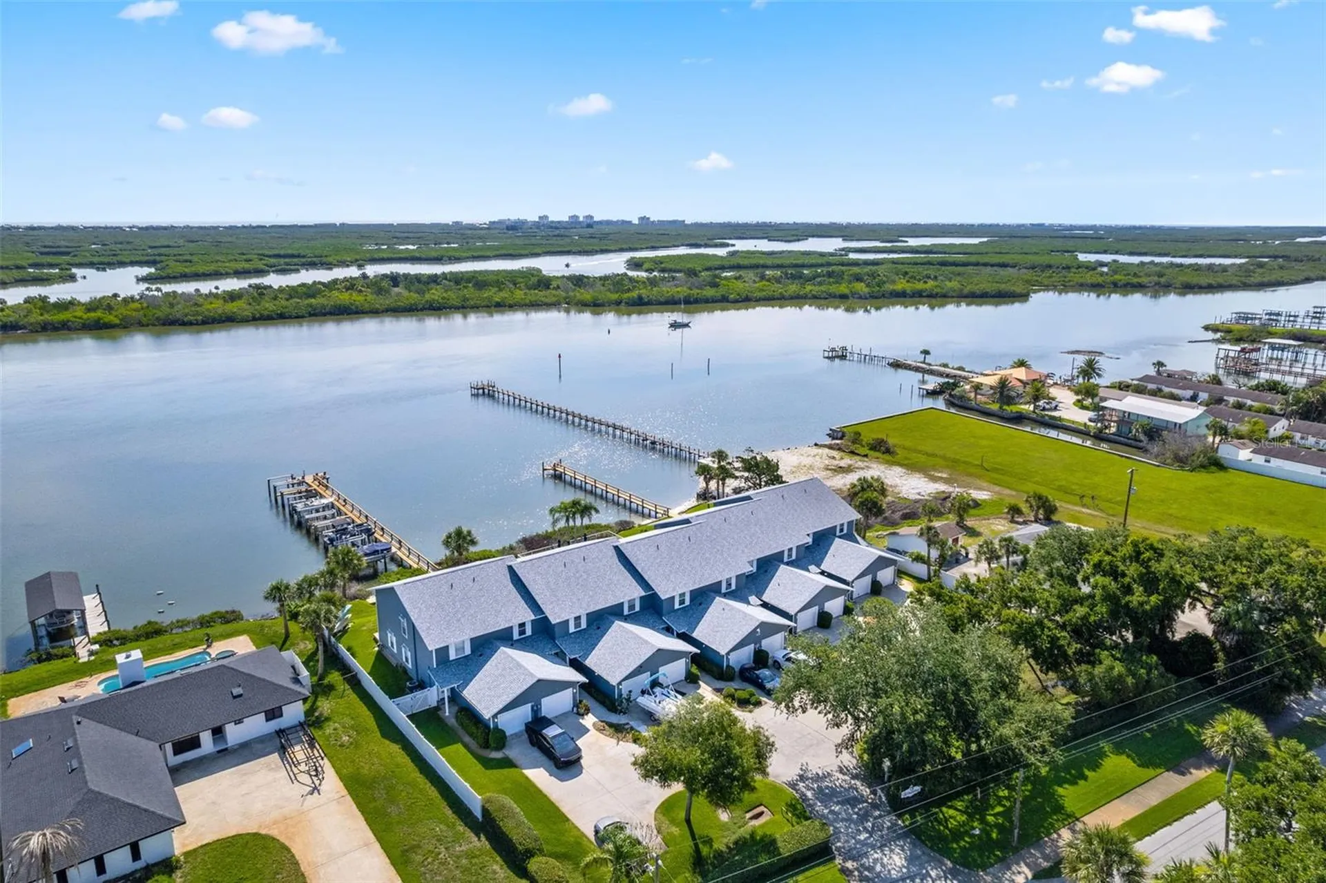1909 S Riverside Drive Edgewater FL 32141