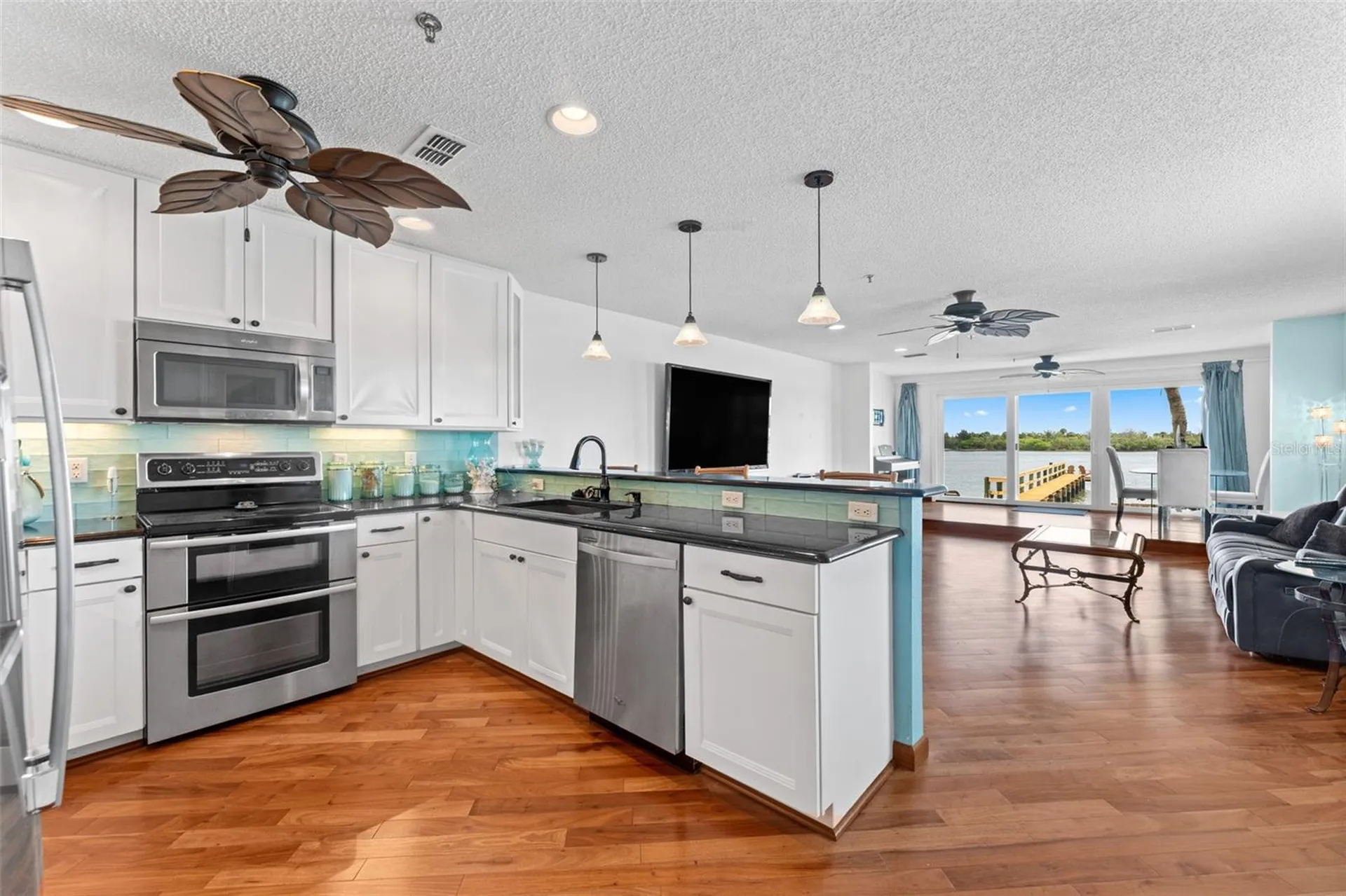 1909 S Riverside Drive Edgewater FL 32141