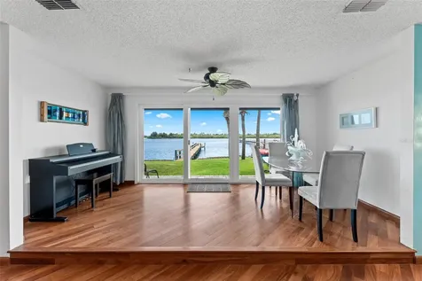 1909 S Riverside Drive Edgewater FL 32141