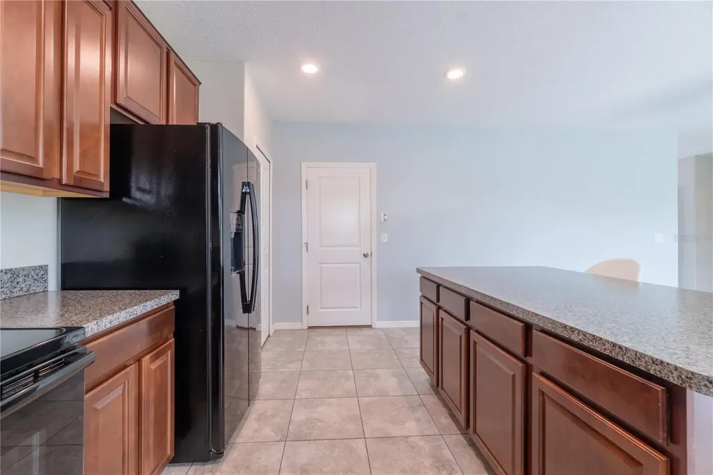 3621 Kearsney Abbey Circle Dover FL 33527