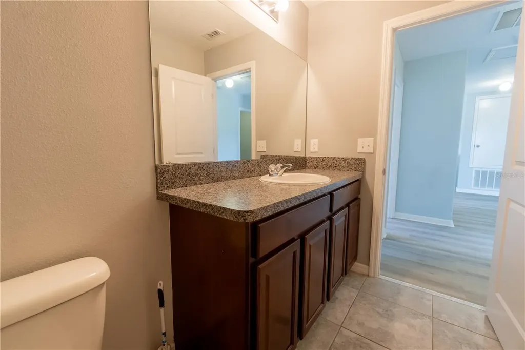 3621 Kearsney Abbey Circle Dover FL 33527