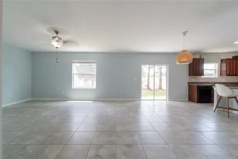 3621 Kearsney Abbey Circle Dover FL 33527