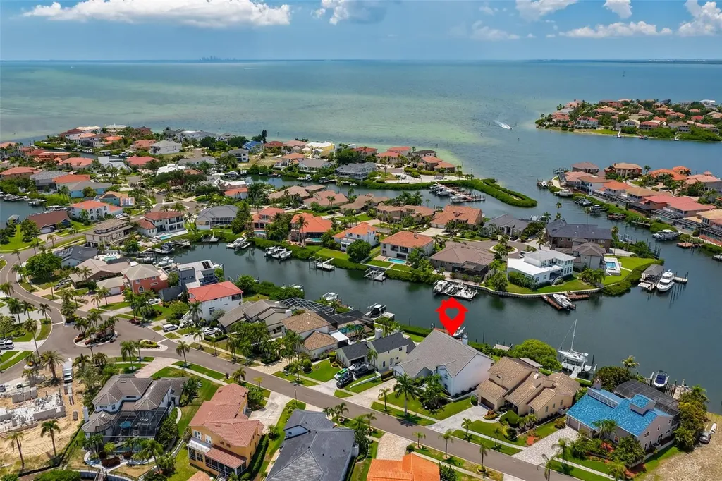 929 Symphony Isles Boulevard Apollo Beach FL 33572