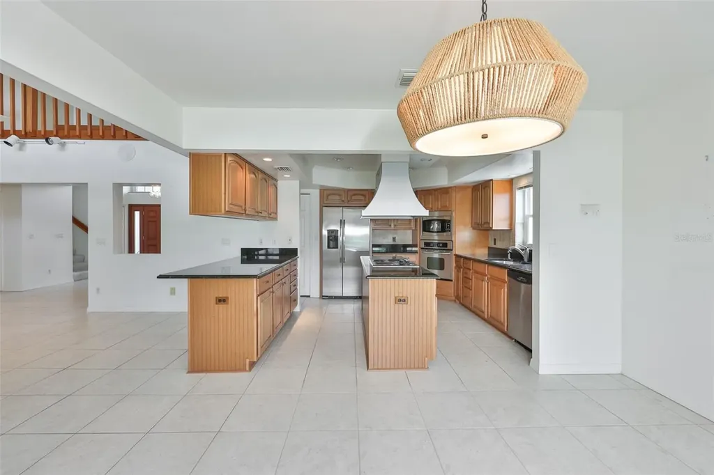 929 Symphony Isles Boulevard Apollo Beach FL 33572
