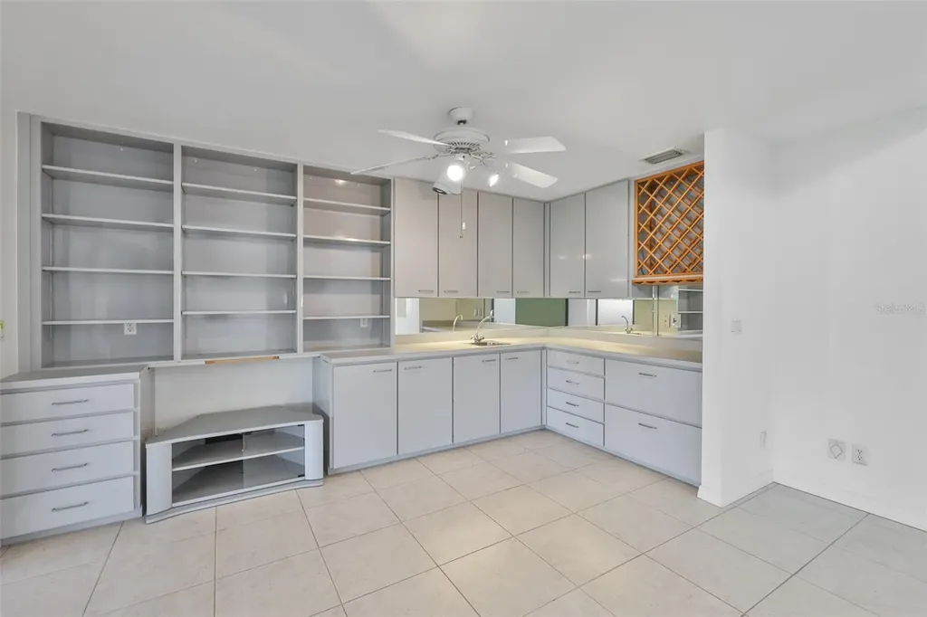 929 Symphony Isles Boulevard Apollo Beach FL 33572