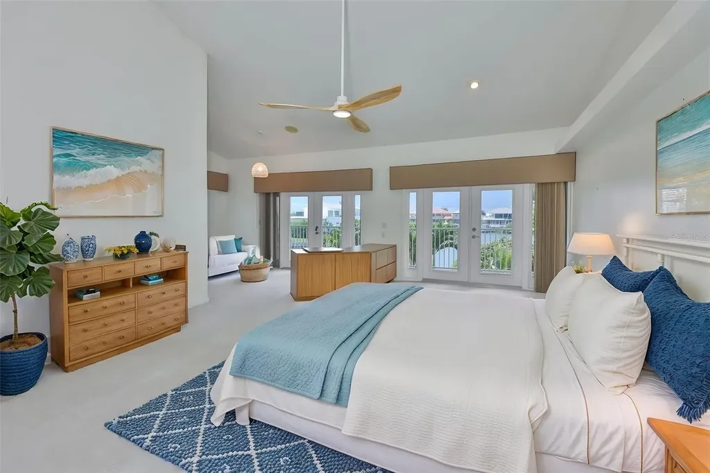 929 Symphony Isles Boulevard Apollo Beach FL 33572