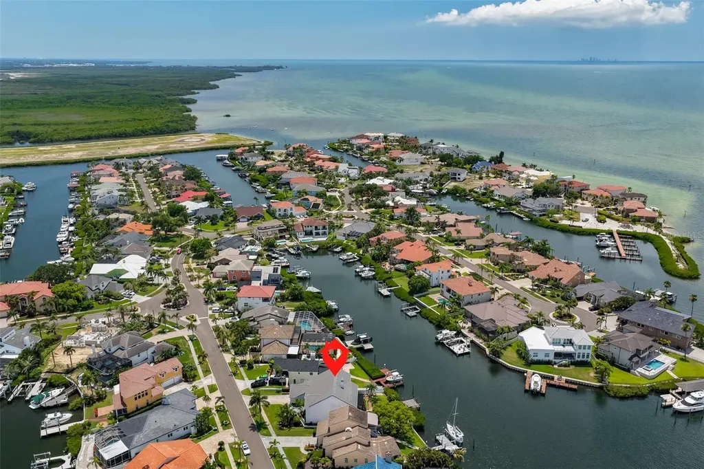 929 Symphony Isles Boulevard Apollo Beach FL 33572