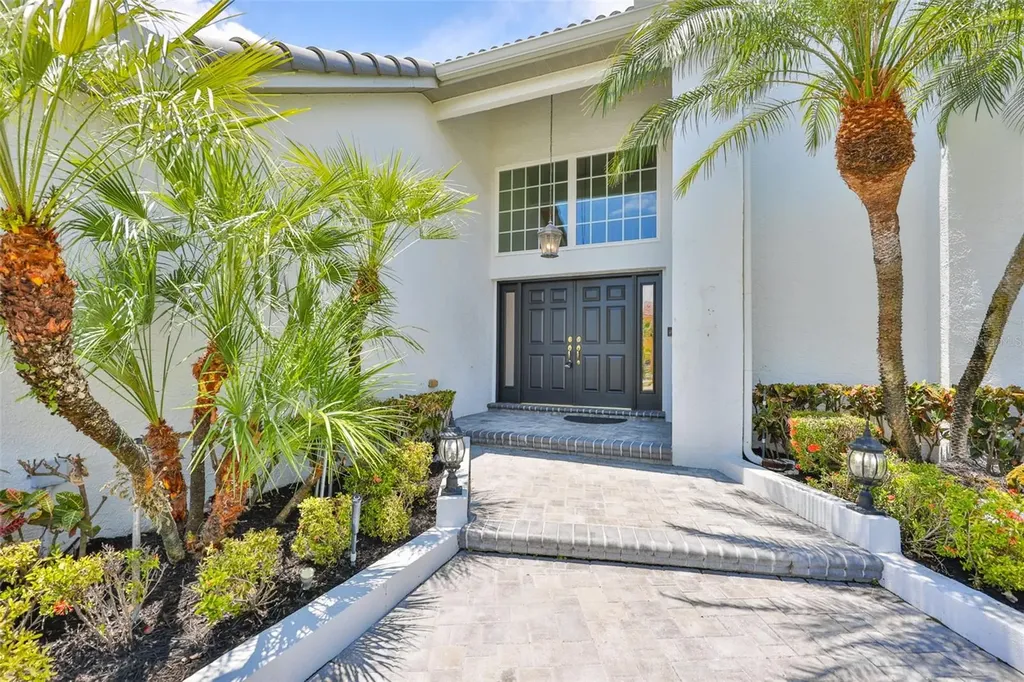 929 Symphony Isles Boulevard Apollo Beach FL 33572