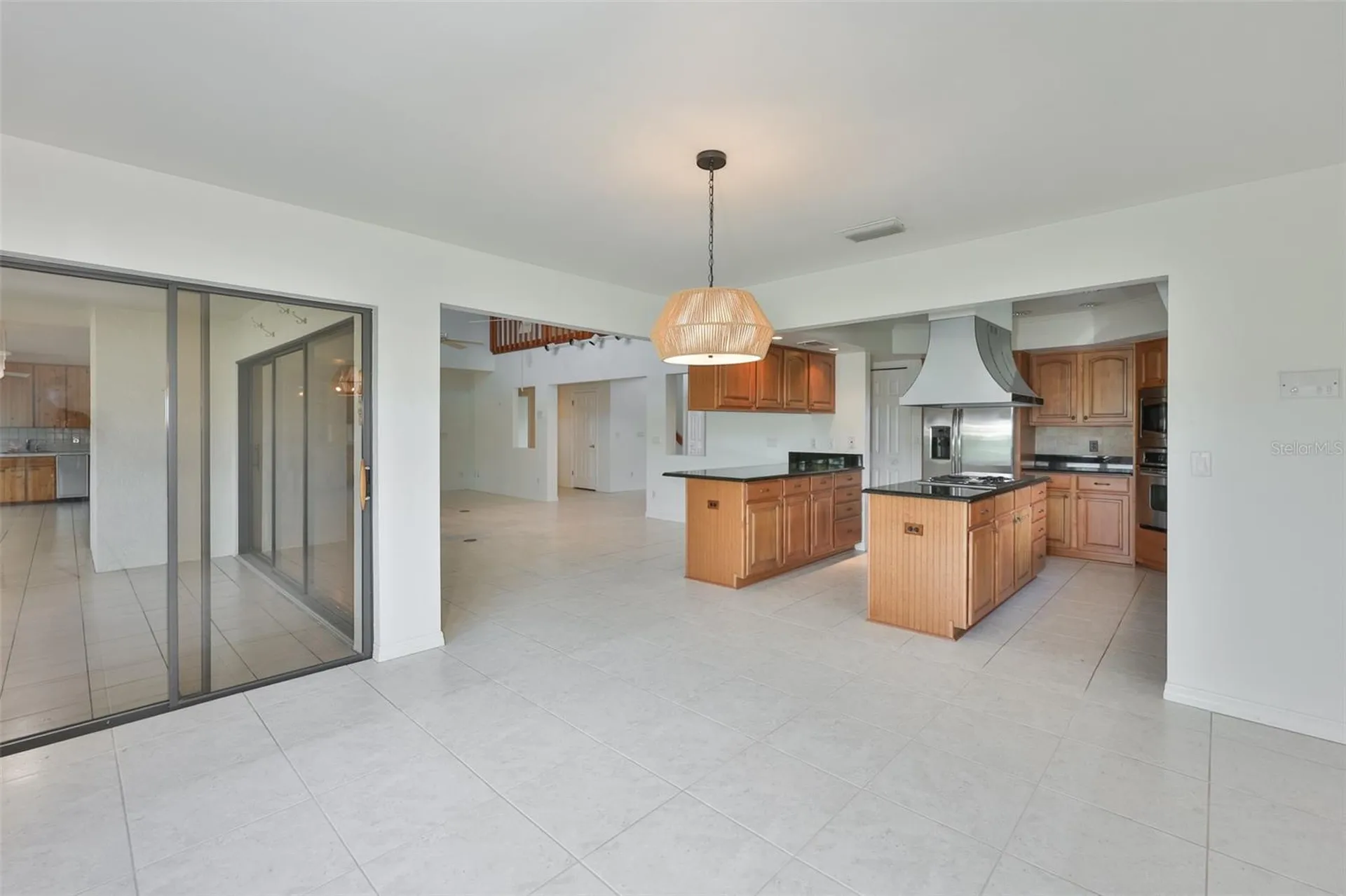 929 Symphony Isles Boulevard Apollo Beach FL 33572