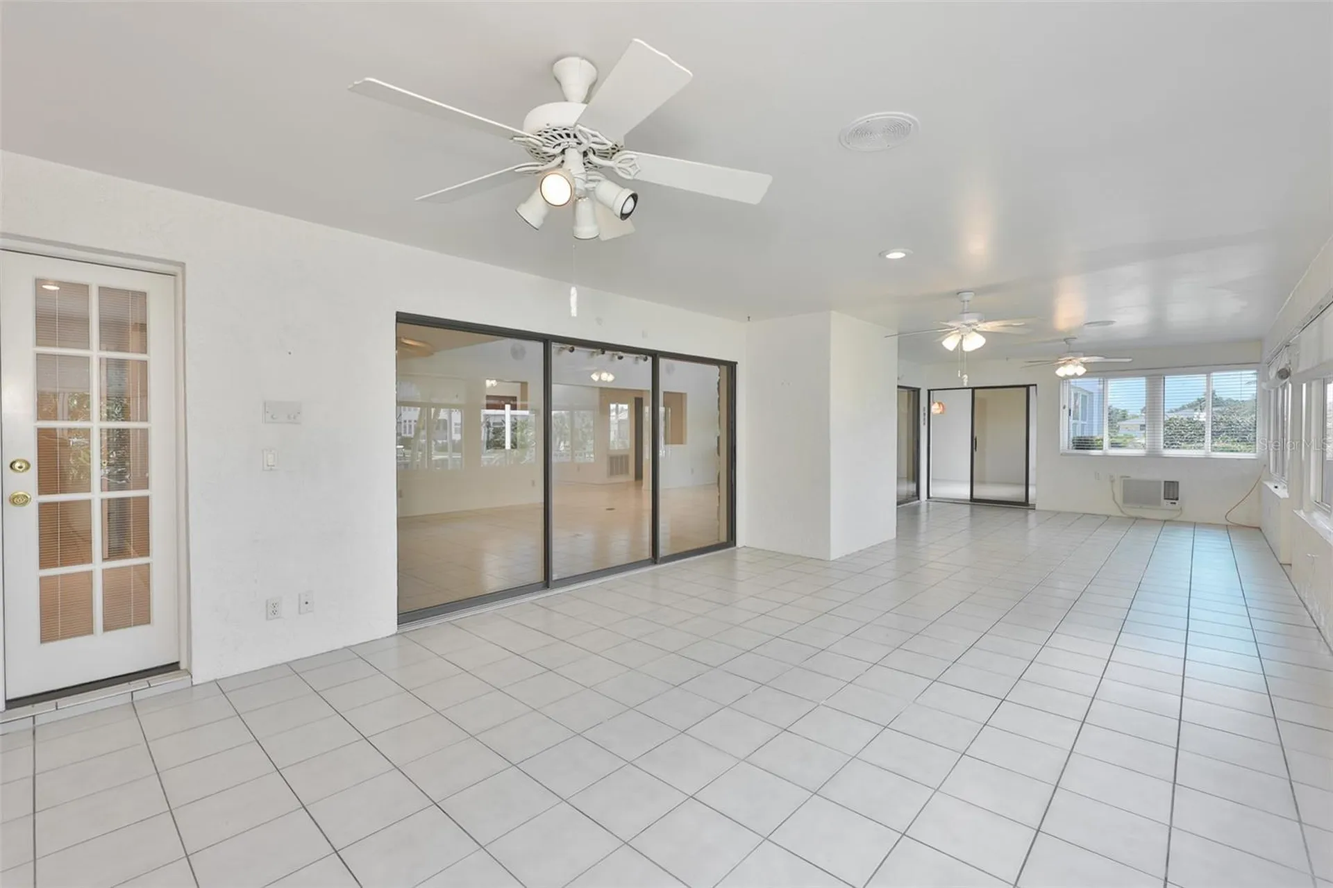929 Symphony Isles Boulevard Apollo Beach FL 33572