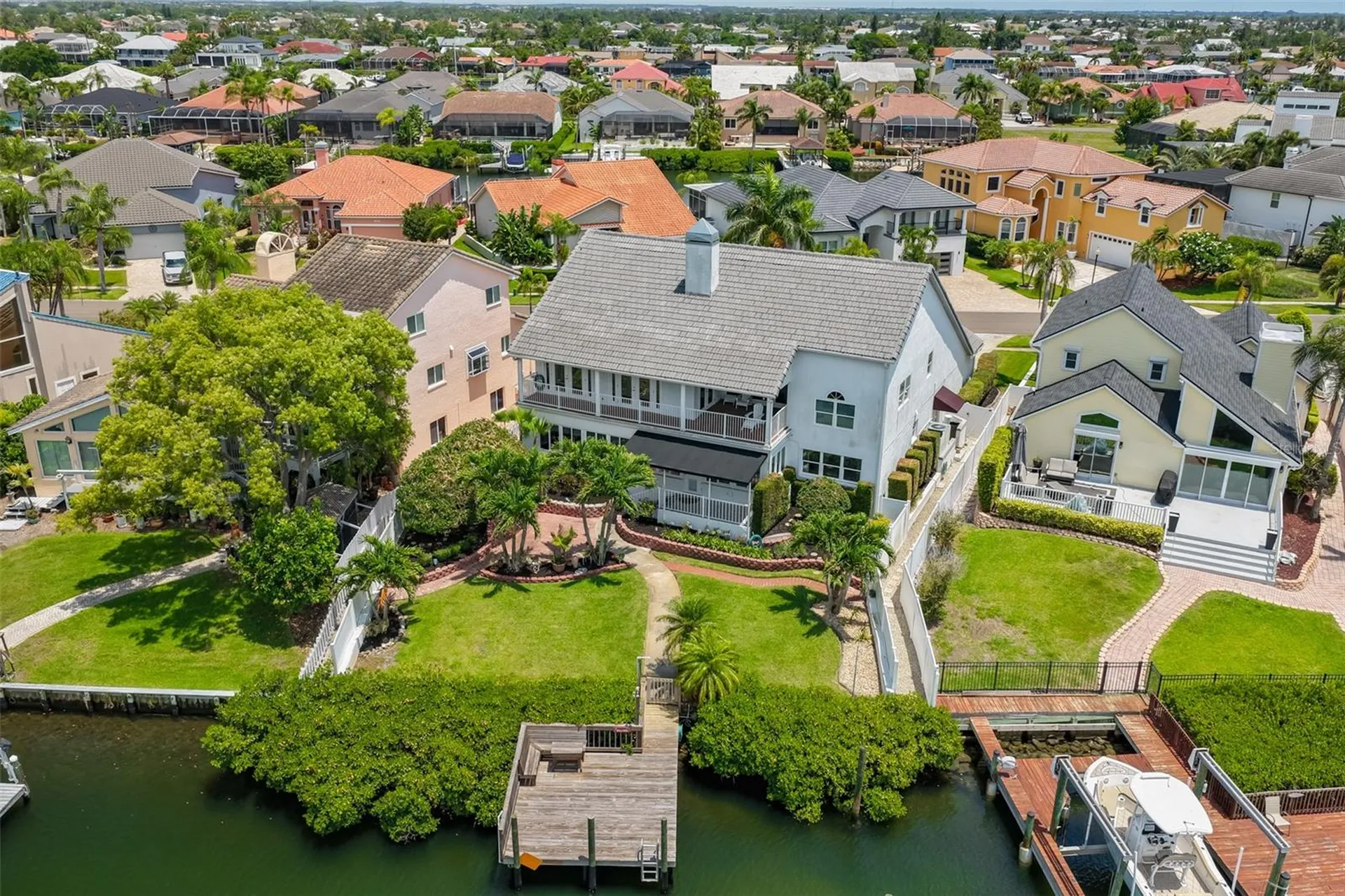 929 Symphony Isles Boulevard Apollo Beach FL 33572
