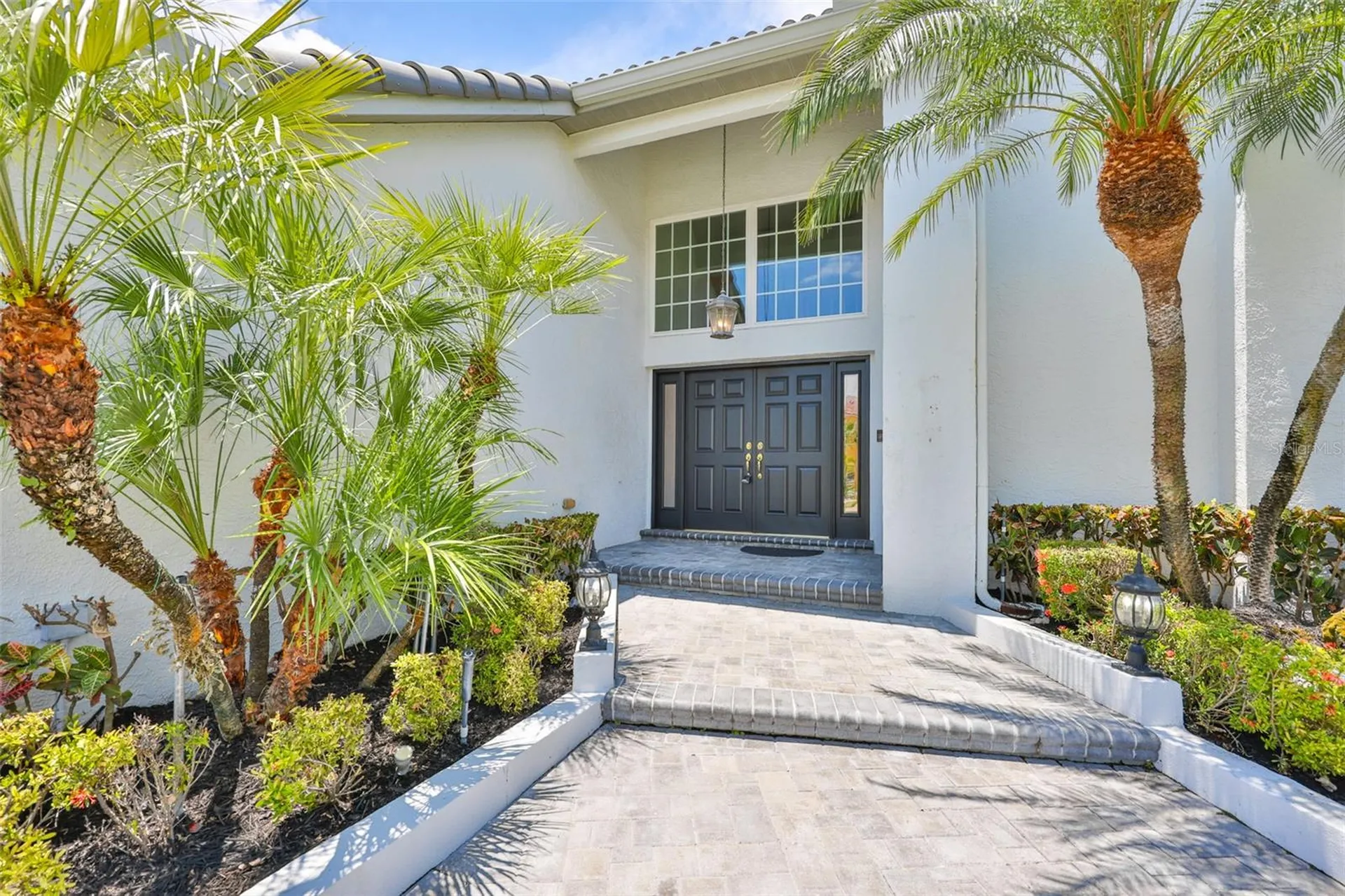 929 Symphony Isles Boulevard Apollo Beach FL 33572