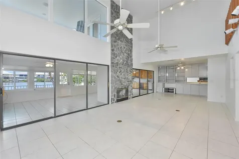 929 Symphony Isles Boulevard Apollo Beach FL 33572