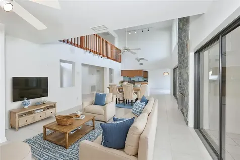 929 Symphony Isles Boulevard Apollo Beach FL 33572