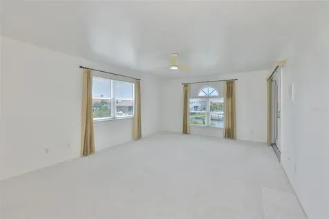 929 Symphony Isles Boulevard Apollo Beach FL 33572