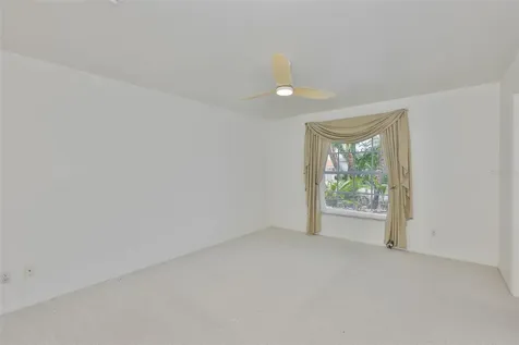 929 Symphony Isles Boulevard Apollo Beach FL 33572