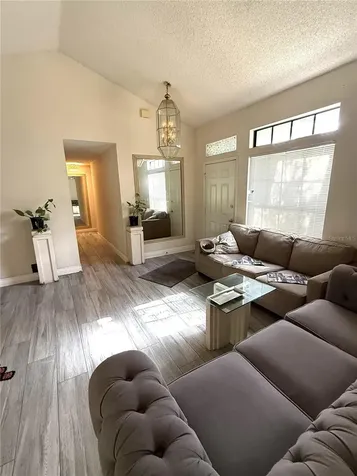 3327 Spotted Fawn Drive Orlando FL 32817
