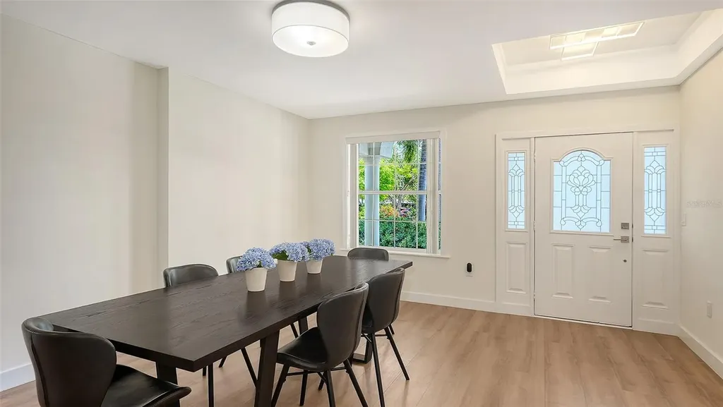 2465 Foster Lane Sarasota FL 34239