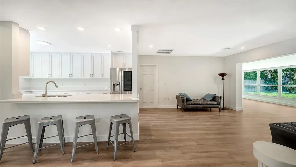 2465 Foster Lane Sarasota FL 34239