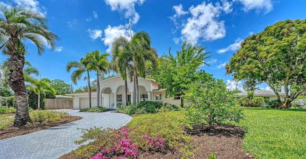 2465 Foster Lane Sarasota FL 34239