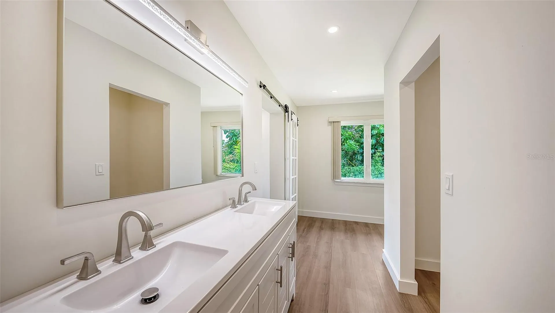 2465 Foster Lane Sarasota FL 34239