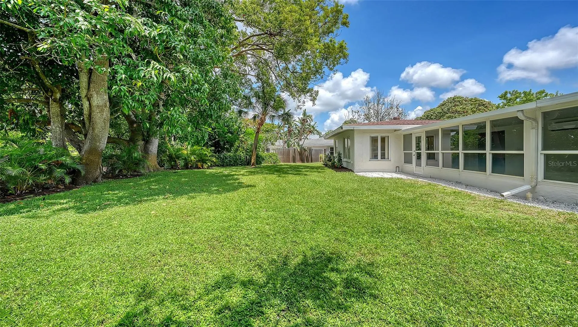 2465 Foster Lane Sarasota FL 34239
