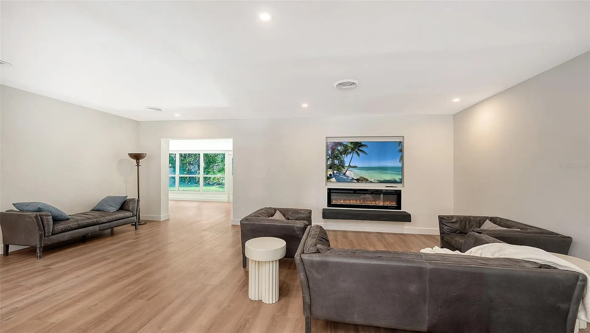 2465 Foster Lane Sarasota FL 34239
