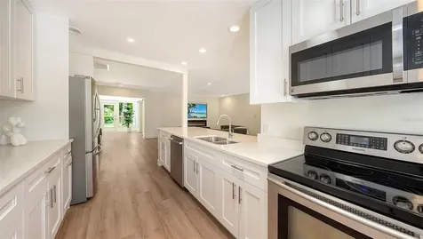2465 Foster Lane Sarasota FL 34239
