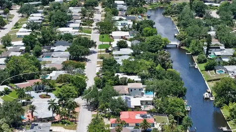 2465 Foster Lane Sarasota FL 34239