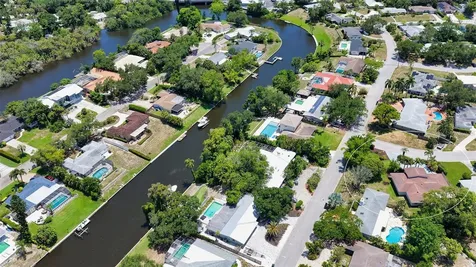 2465 Foster Lane Sarasota FL 34239