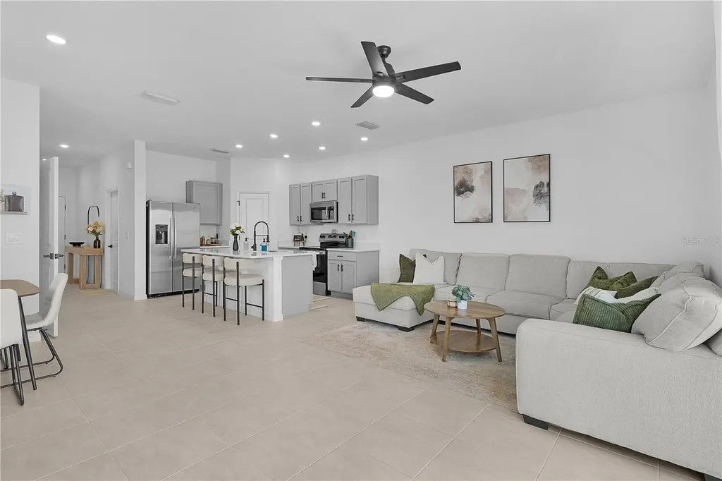 7771 Waterscape Groveland FL 34736