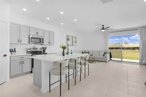 7771 Waterscape Groveland FL 34736