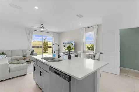 7771 Waterscape Groveland FL 34736