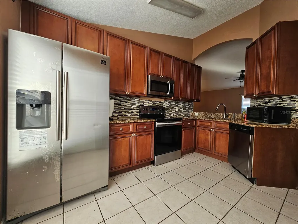 1239 Carey Glen Circle Orlando FL 32824