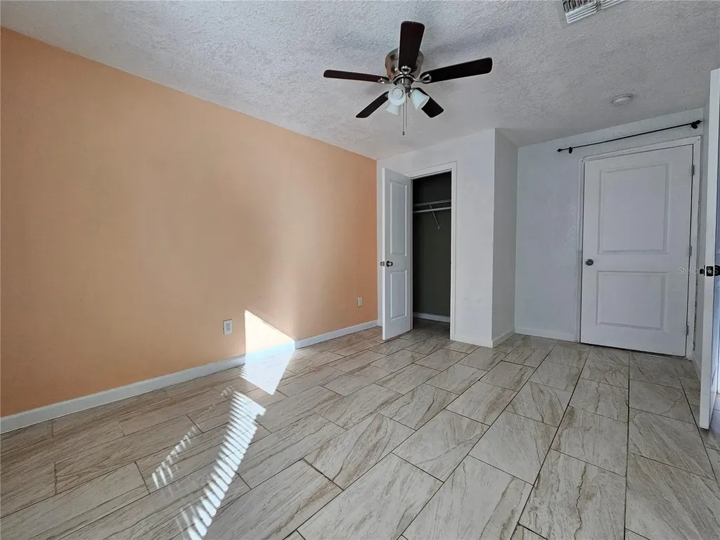 1239 Carey Glen Circle Orlando FL 32824