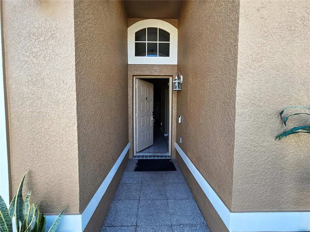 1239 Carey Glen Circle Orlando FL 32824