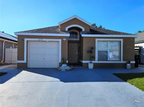 1239 Carey Glen Circle Orlando FL 32824