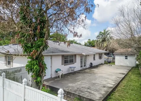2370 Valley Avenue Kissimmee FL 34744