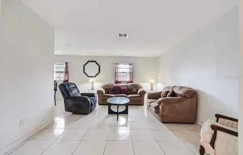 2370 Valley Avenue Kissimmee FL 34744