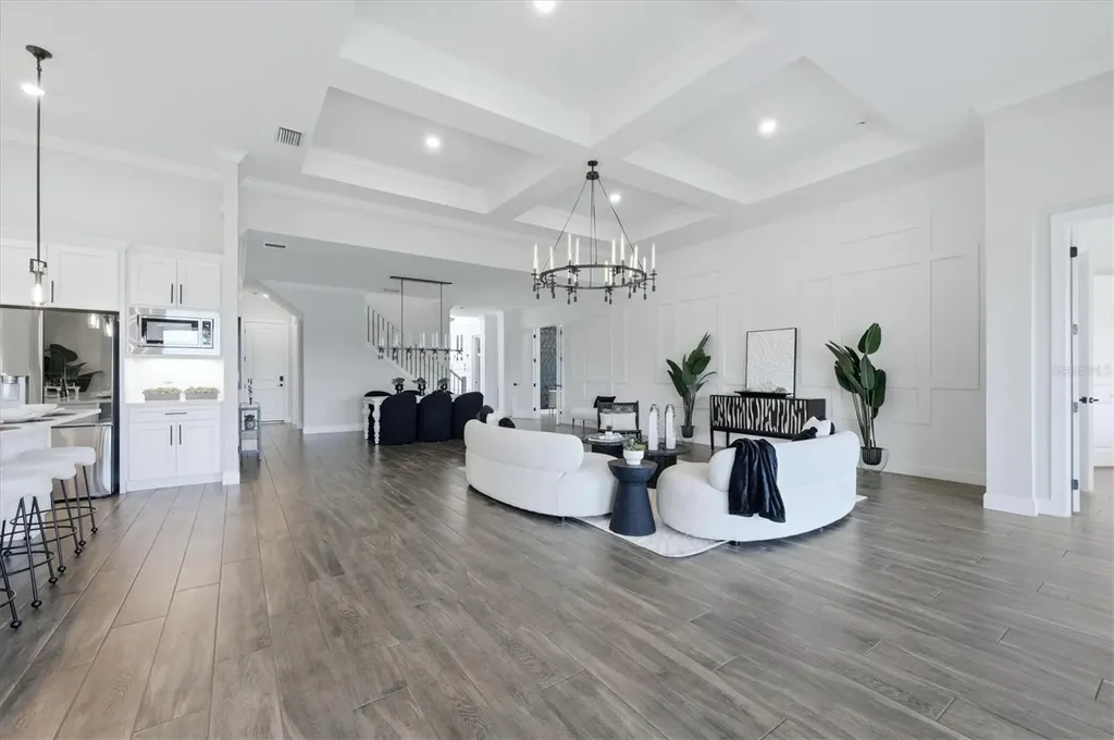7892 Mainsail Lane Sarasota FL 34240