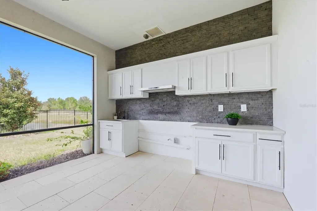 7892 Mainsail Lane Sarasota FL 34240