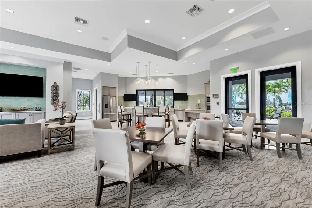 7892 Mainsail Lane Sarasota FL 34240