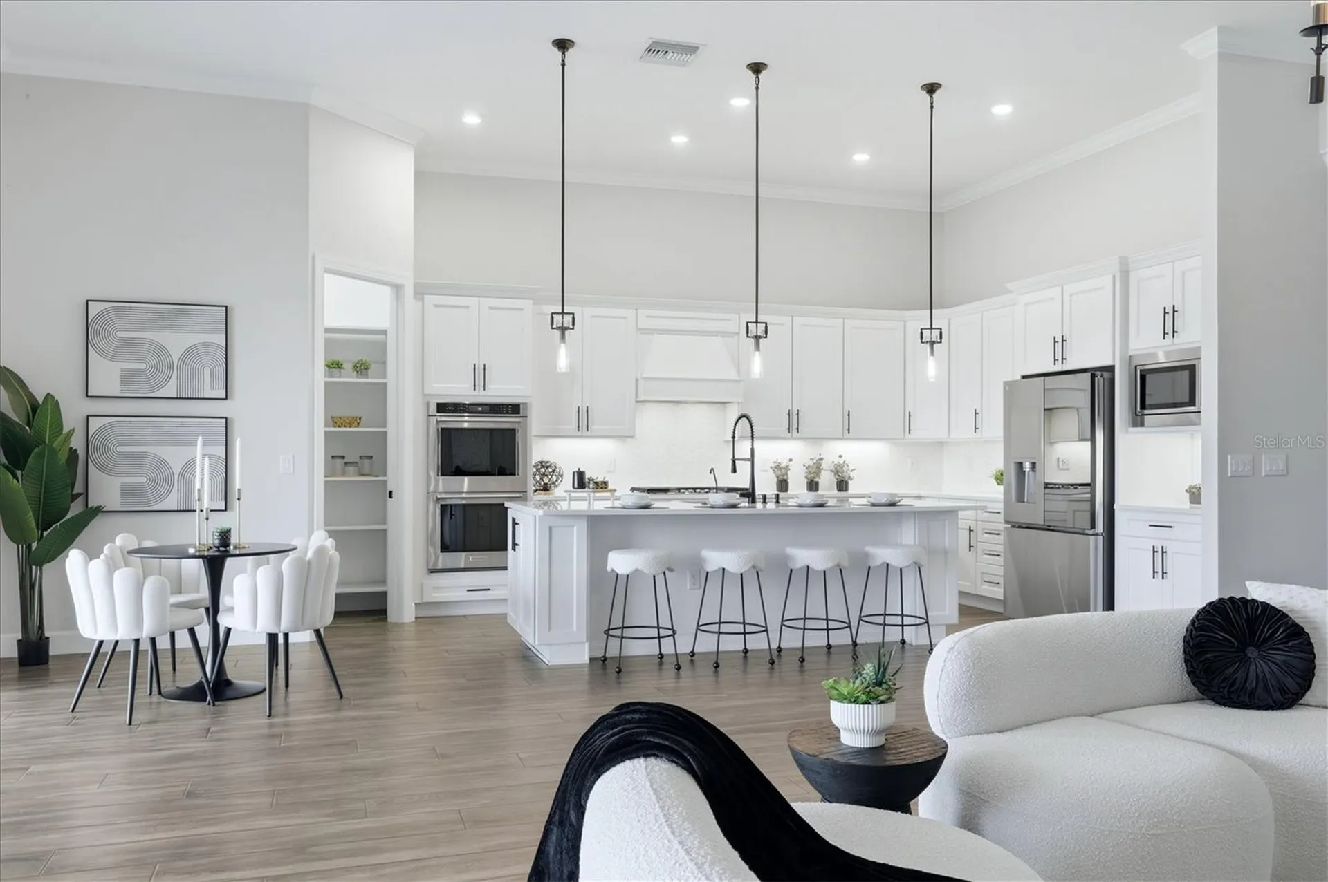 7892 Mainsail Lane Sarasota FL 34240