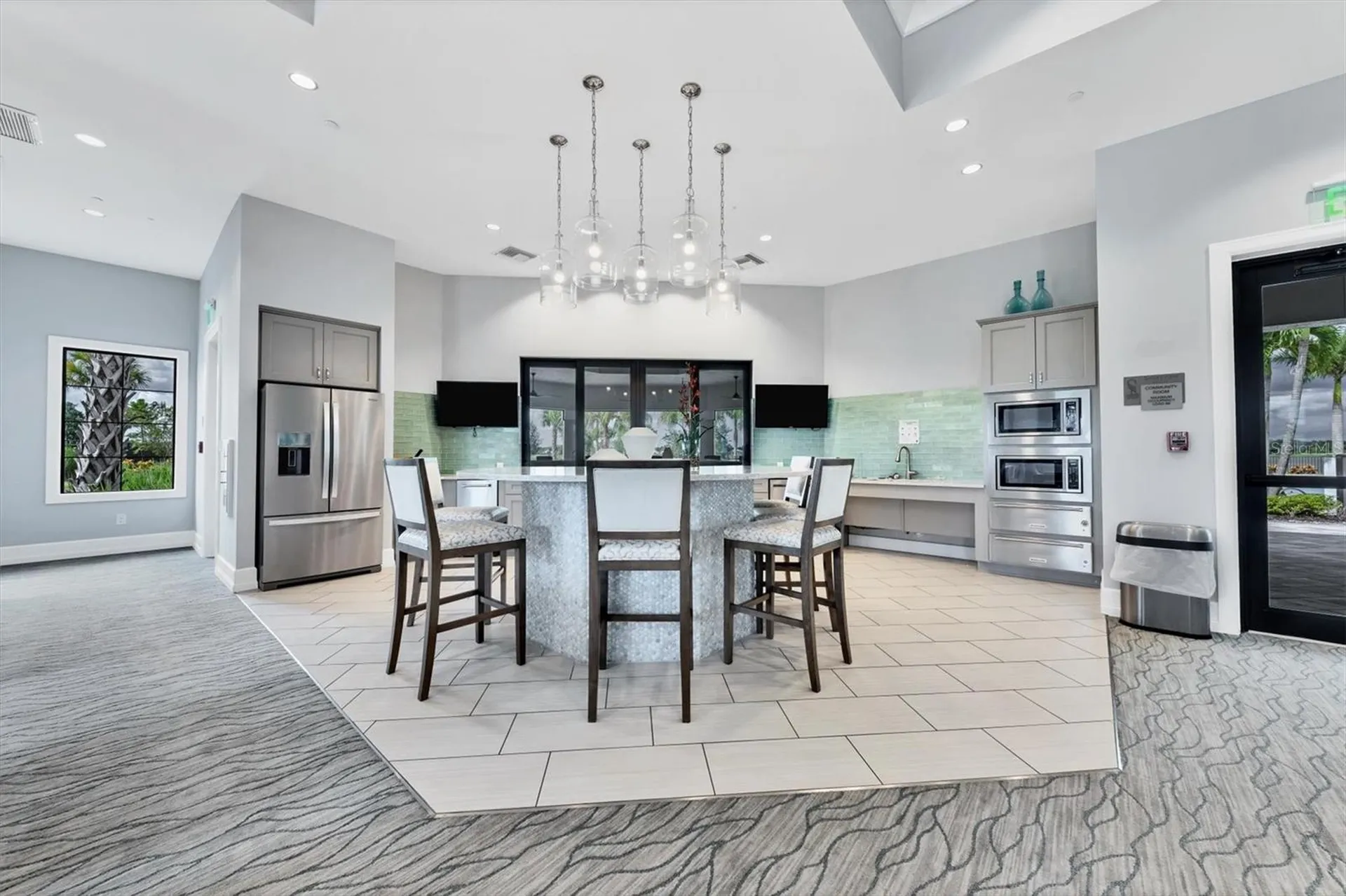 7892 Mainsail Lane Sarasota FL 34240