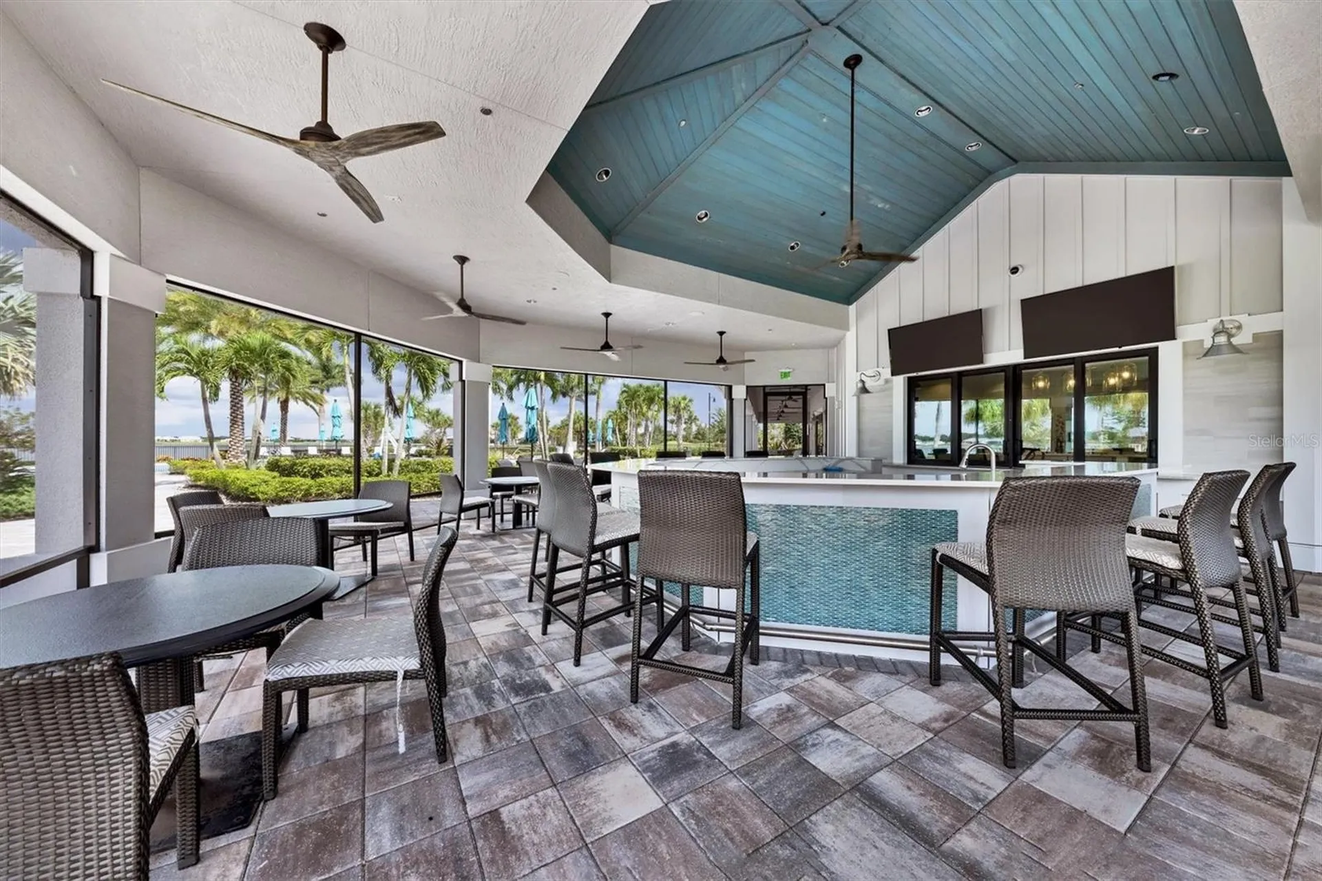 7892 Mainsail Lane Sarasota FL 34240