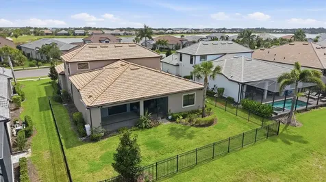 7892 Mainsail Lane Sarasota FL 34240