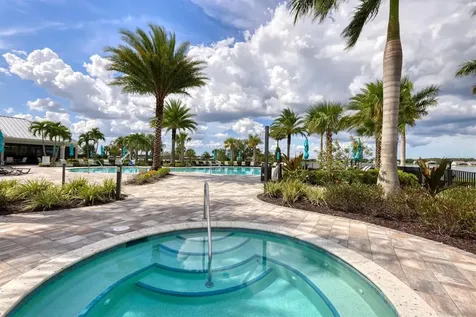 7892 Mainsail Lane Sarasota FL 34240